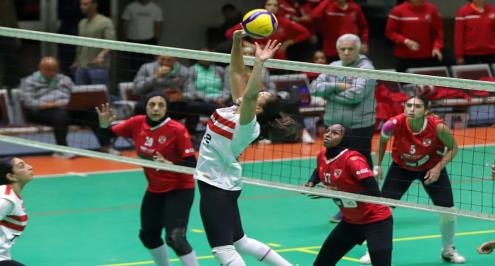 كرة طائرة.. سيدات الأهلي والزمالك يتأهلن إلى نصف نهائي إفريقيا